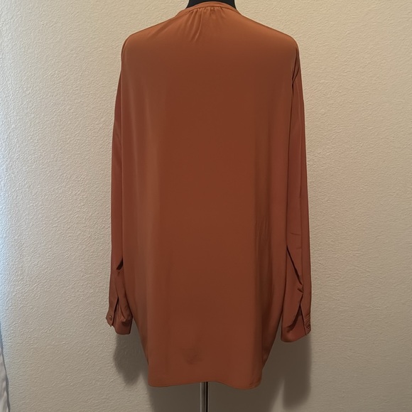 Vince Long Sleeve Blouse with Pockets Medium - Picture 4 of 8